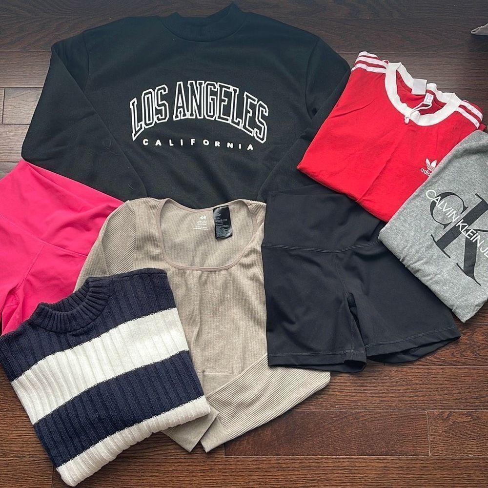 Mystery Box American Eagle Yogaliscous H&M Adidas Calvin Klein Size Small 7 Pcs.